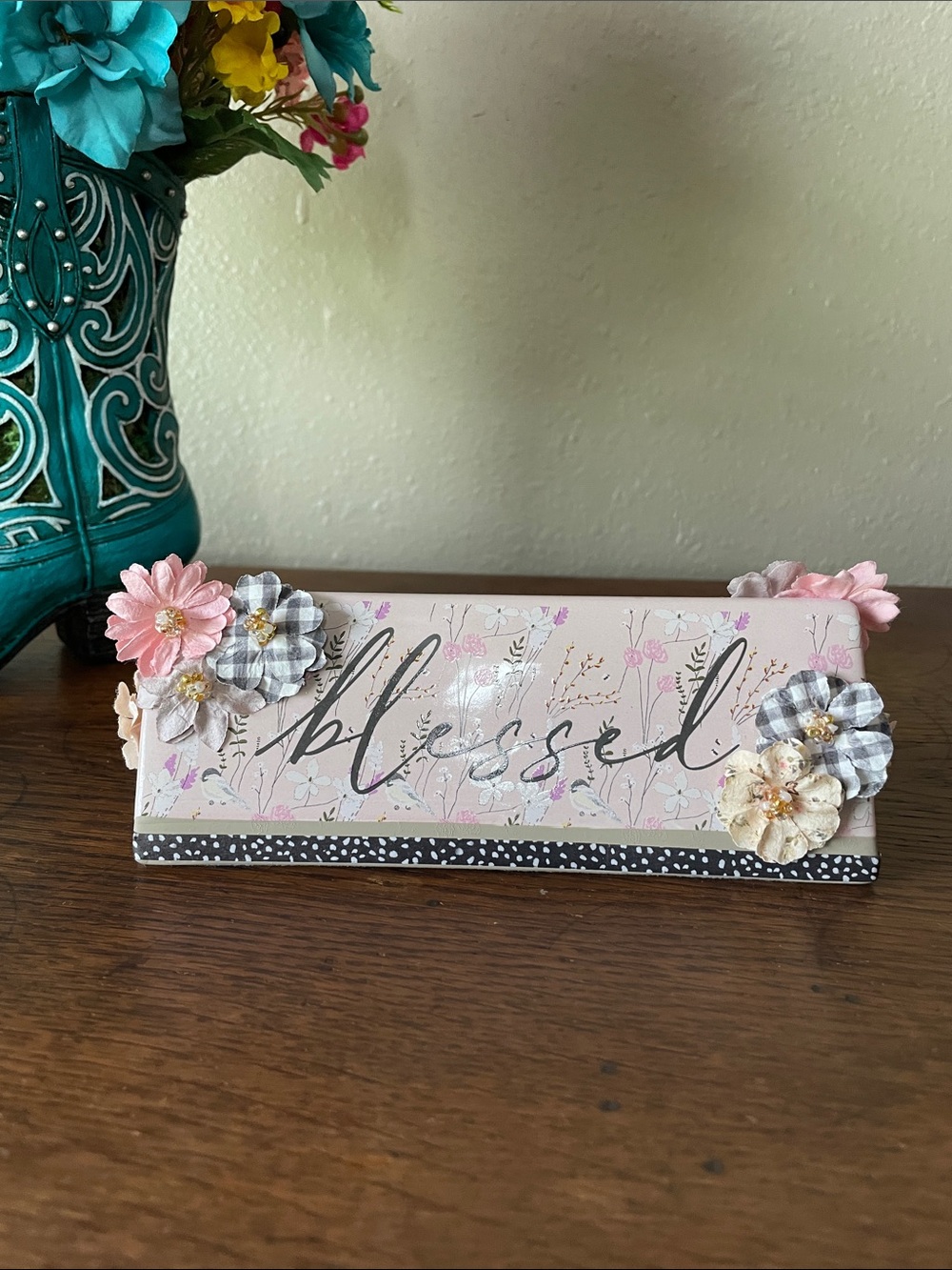 Blessed Ceramic 2-Sided Plaque Embellished with Little Fabric Flowers - Picture 3 of 8